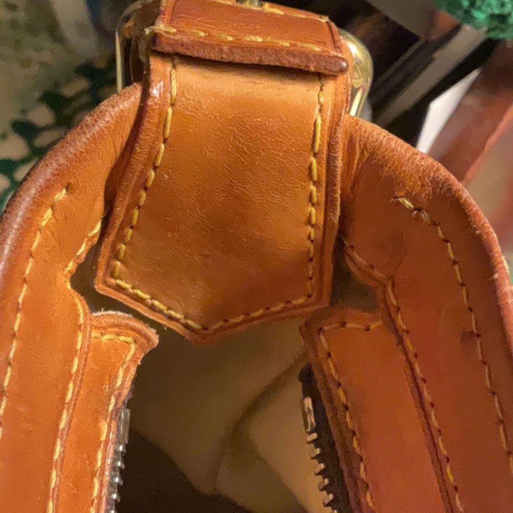 Louis Vuitton Hudson GM - Picture 15 of 15